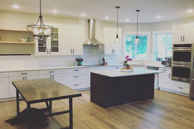 Inspiration for a cottage kitchen remodel in Seattle
