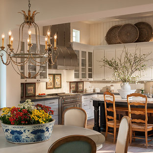 Inspiration for a timeless kitchen remodel in Phoenix