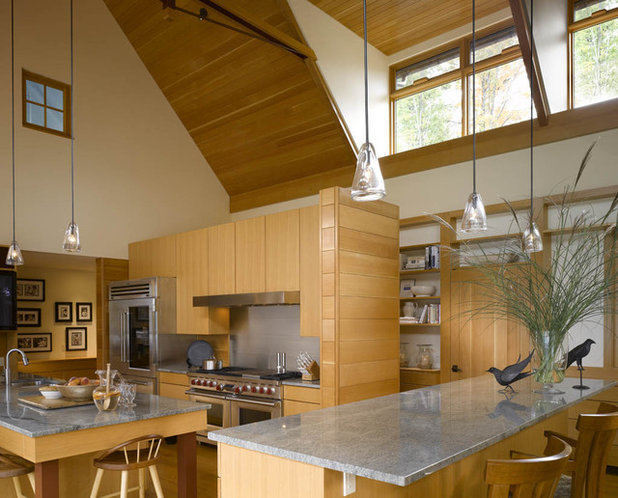 Rustic Kitchen by TruexCullins Architecture + Interior Design