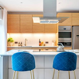 Inspiration for a contemporary kitchen in London.
