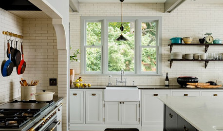 Design Recipe: How to Get a Modern Farmhouse-Style Kitchen