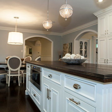 Villanova, PA : Kitchen Island and Breakfast Area