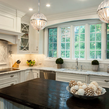 Villanova, PA: Kitchen with Island, Under mounted Sink and Decorative Hood