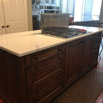 Vintage Dark Island with White Faux Marble Top