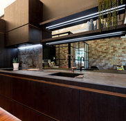 Award Winning Kitchens - Cube Dentro - Kitchen Designer