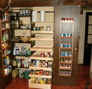 https://st.hzcdn.com/fimgs/pictures/kitchens/walk-in-pantry-shelfgenie-of-columbus-img~48e1d347044f98db_6196-1-e4f83b3-w182-h175-b0-p0.jpg