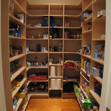 Walk In Pantry