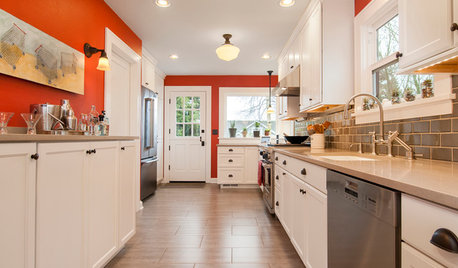 Kitchen of the Week: A Classic Craftsman Gets a Colorful Twist