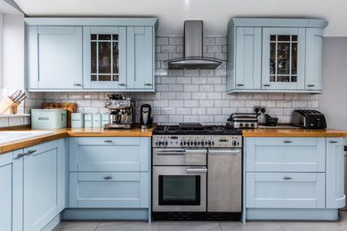 This is an example of a classic kitchen in Essex.