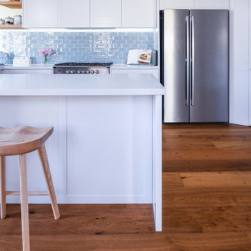 Shaker joinery in traditional kitchen