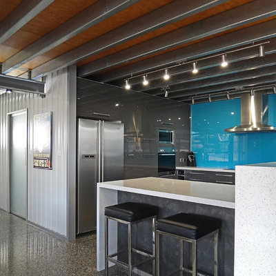 Kitchen - industrial u-shaped kitchen idea in Adelaide