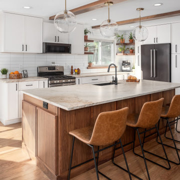 Warm Contemporary Kitchen