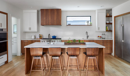 4 Pro Tips for Designing a Balanced White-and-Wood Kitchen