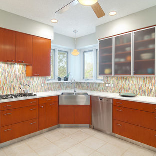 Inspiration for a contemporary kitchen remodel in Dallas