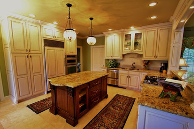 Inspiration for a timeless kitchen remodel in Louisville