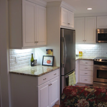 West Hartford Small But Functional Kitchen