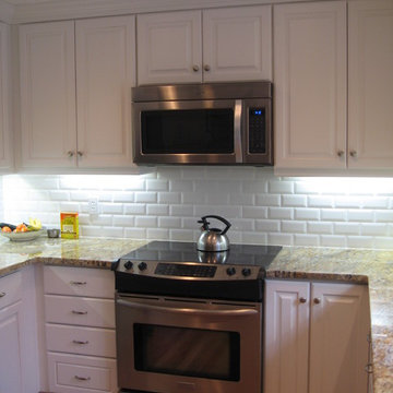 West Hartford Small But Functional Kitchen