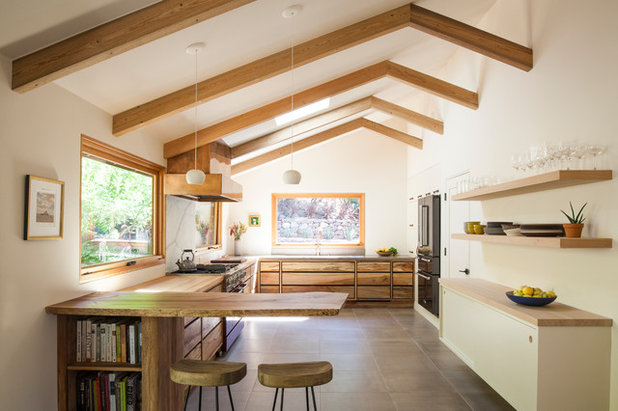 Midcentury Kitchen by Craig O'Connell Architecture