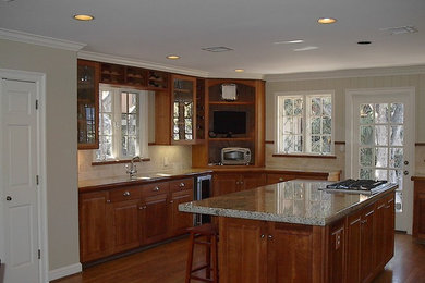 Example of an arts and crafts kitchen design in Austin