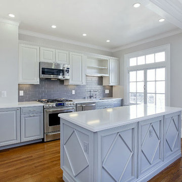 White and Grey Kitchens