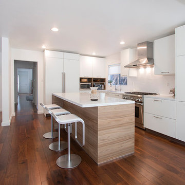 White and Warm Wood Grain Modern Kitchen