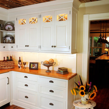 White and Wood Cottage Butler's Renovation Pantry St. Louis, MO