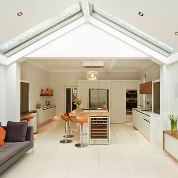 White bespoke kitchen