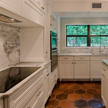 White Classic Kitchen
