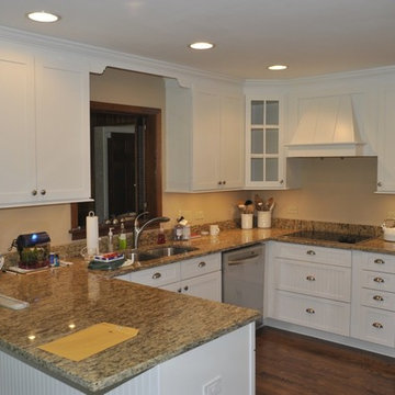 White craftsman kitchen in Northbrook, IL