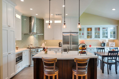 Inspiration for a cottage kitchen remodel in Los Angeles