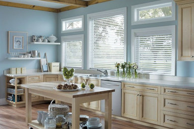 Eclectic kitchen photo in Raleigh
