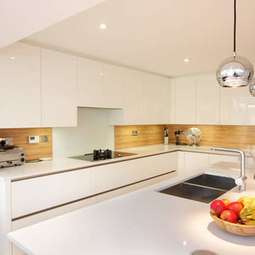 White gloss kitchen design