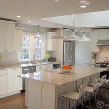 Kitchen - White Cabinets