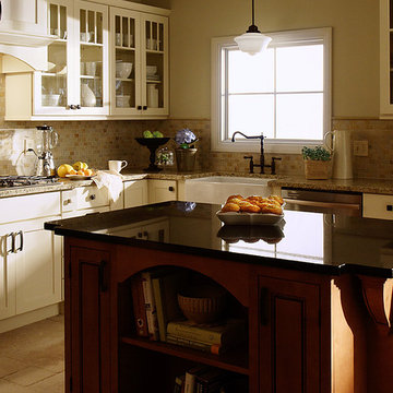 White Kitchen Cabinets | Maple Kitchen Cabinets | Rockford Door Style | Inset Ki