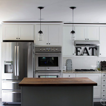 White Kitchen Cabinets | Mission Cabinetry | CliqStudios