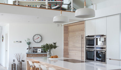 How to Warm up a Contemporary White Kitchen