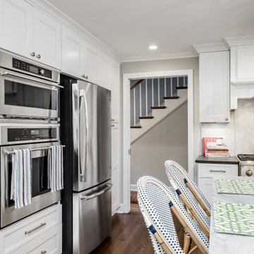 White Kitchen w/ Deco Hood