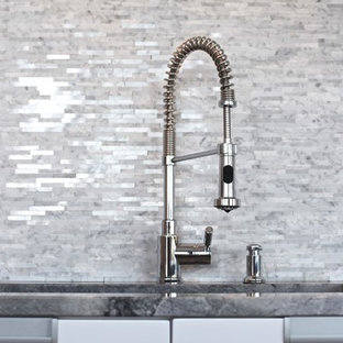 White Lacquered Pro-Kitchen @ Le OXXFORD Penthouse