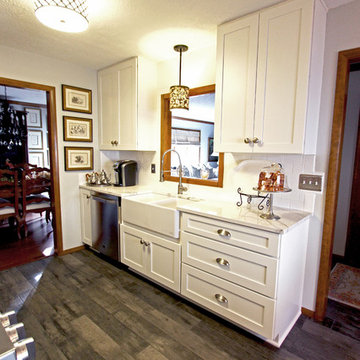 White Maple Kitchen with Quartz Countertops ~ Medina, OH
