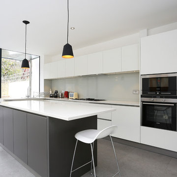 White matt kitchen with island