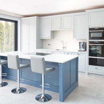 White, Minimalist Quartz Worktop