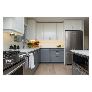 White Rock BC Box reno - Modern - Kitchen - Vancouver - by PROPERKEY ...