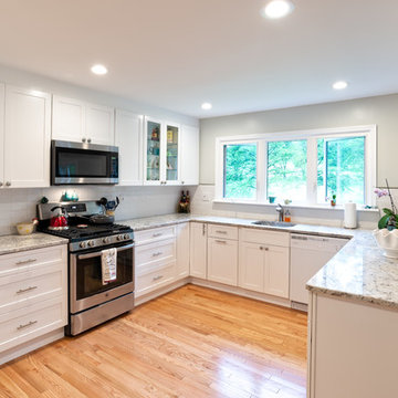 White Shaker Fabuwood Galaxy Kitchen