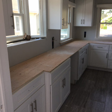 White shaker kitchen cabinets Los Angeles
