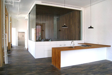 Photo of a modern kitchen in New York.