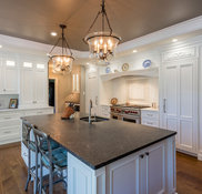 https://st.hzcdn.com/fimgs/pictures/kitchens/white-traditional-kitchen-kitchens-by-charles-weiler-img~88b1d2a306814f58_0005-1-e350d73-w182-h175-b0-p0.jpg