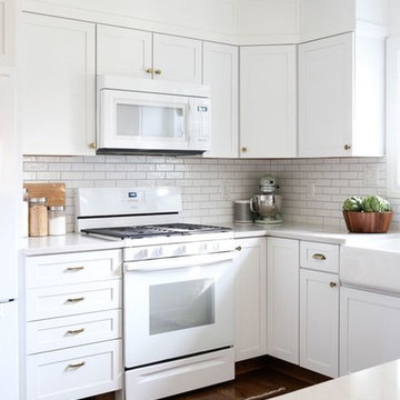 who doesnt love white shaker in the kitchen and bathroom