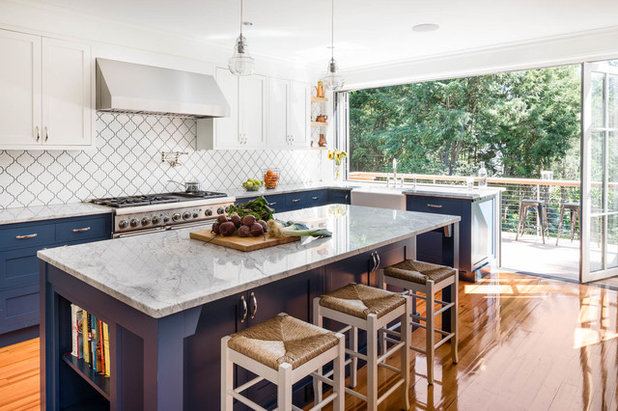 10 Walk-Out Kitchens That Get the Indoor-Outdoor Connection Right