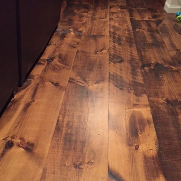 Wide Plank Pine Floors
