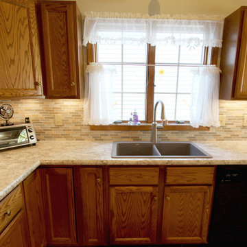 Wilsonart Beige Laminate Countertop with Glass Backsplash ~ Middleburg Hts, OH